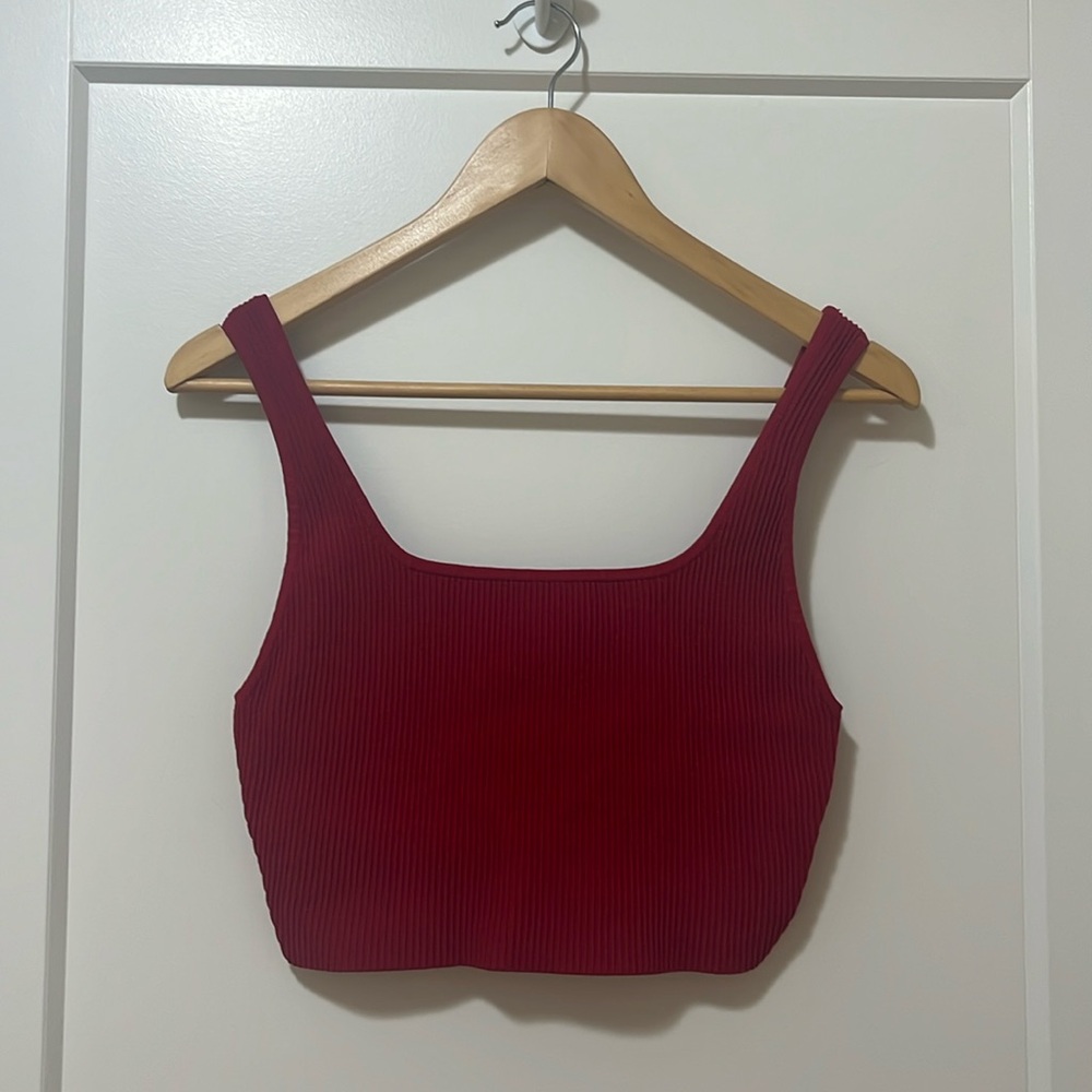 ARITZIA - Ripped Crop Top - Red - Women’s M
